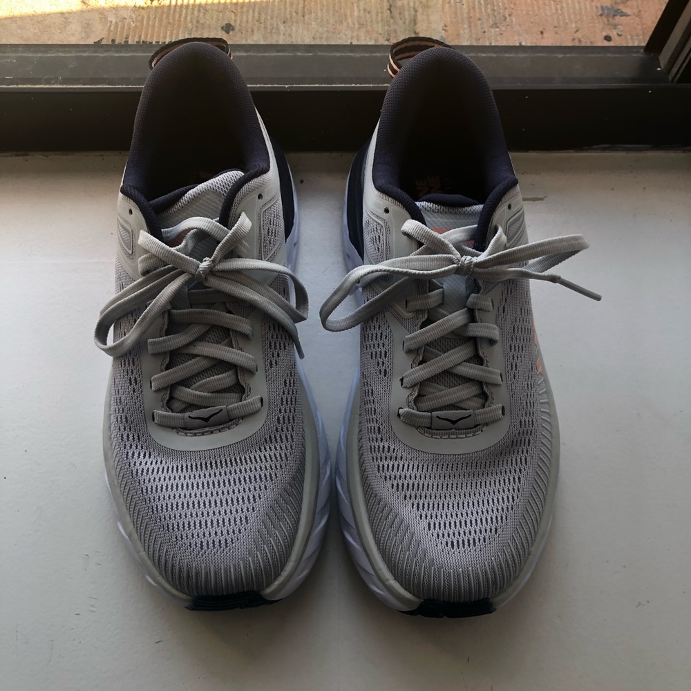 Hoka One One Bondi 6